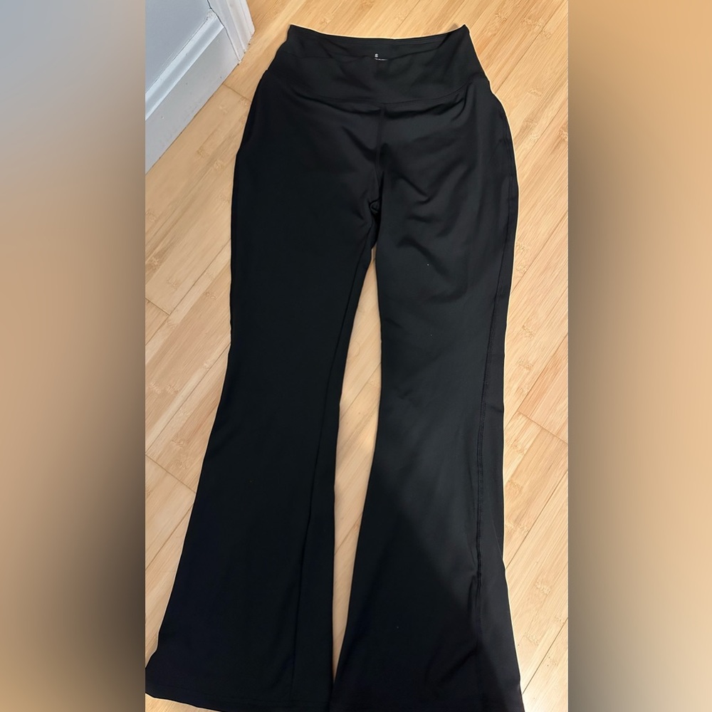 New without tags black yoga pants